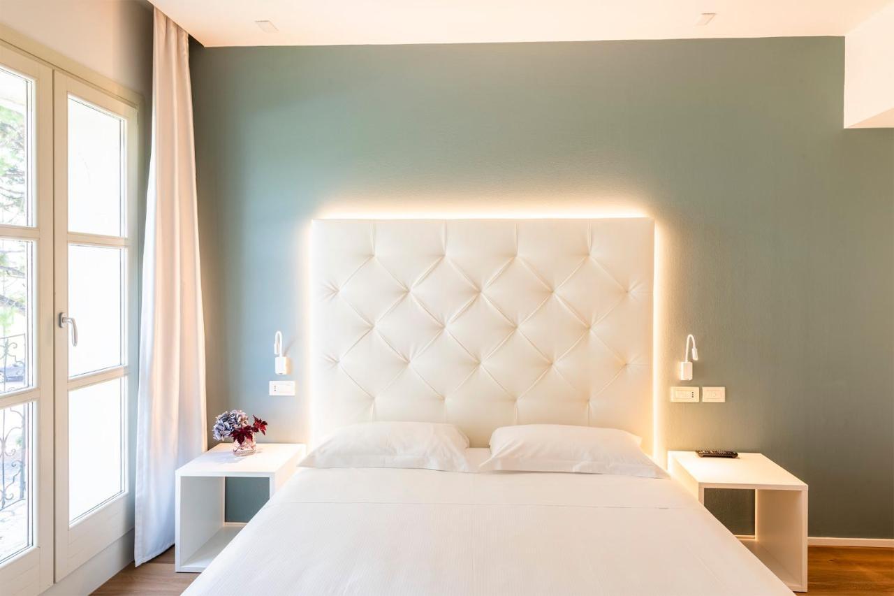 Hotel Villa I Pini Malo  Екстер'єр фото