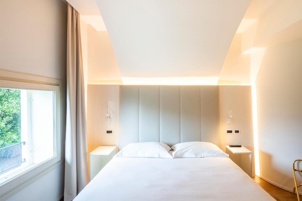Hotel Villa I Pini Malo  Екстер'єр фото