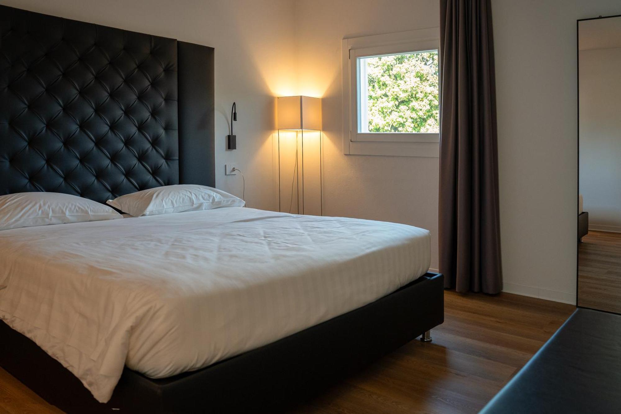 Hotel Villa I Pini Malo  Екстер'єр фото